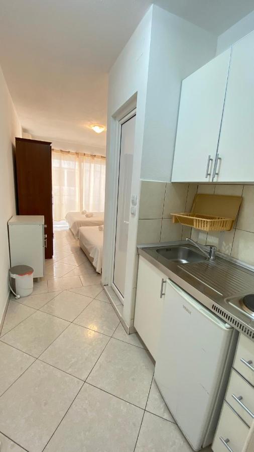 Villa Alba Apartments Dobra Voda Buitenkant foto