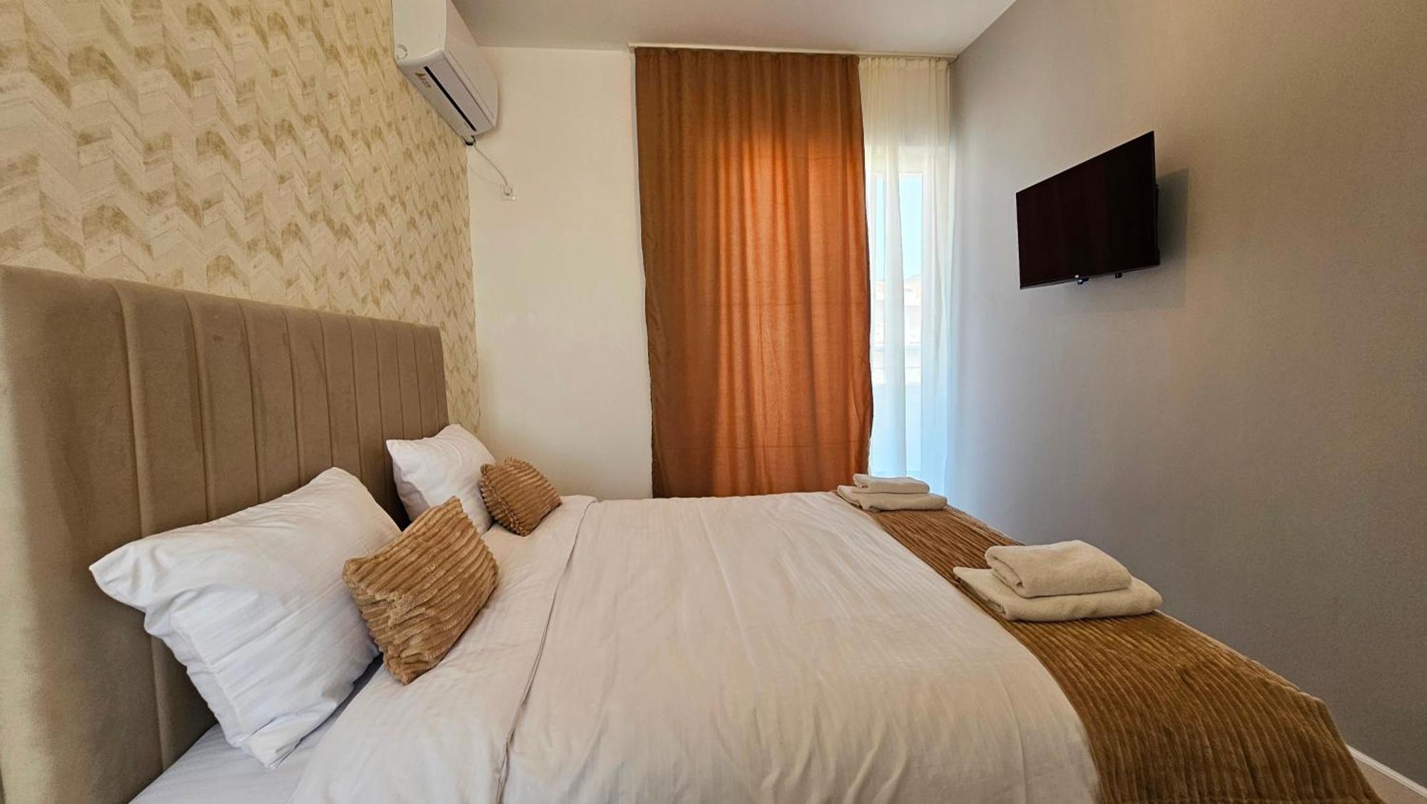 Villa Alba Apartments Dobra Voda Buitenkant foto